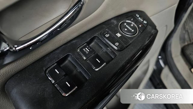 Kia The New Carnival id 4233075 из Кореи 31