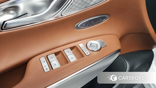 Genesis GV70 id 4267608 из Кореи 31