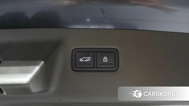 Hyundai Santa Fe (MX5) id 4487852 из Кореи 31