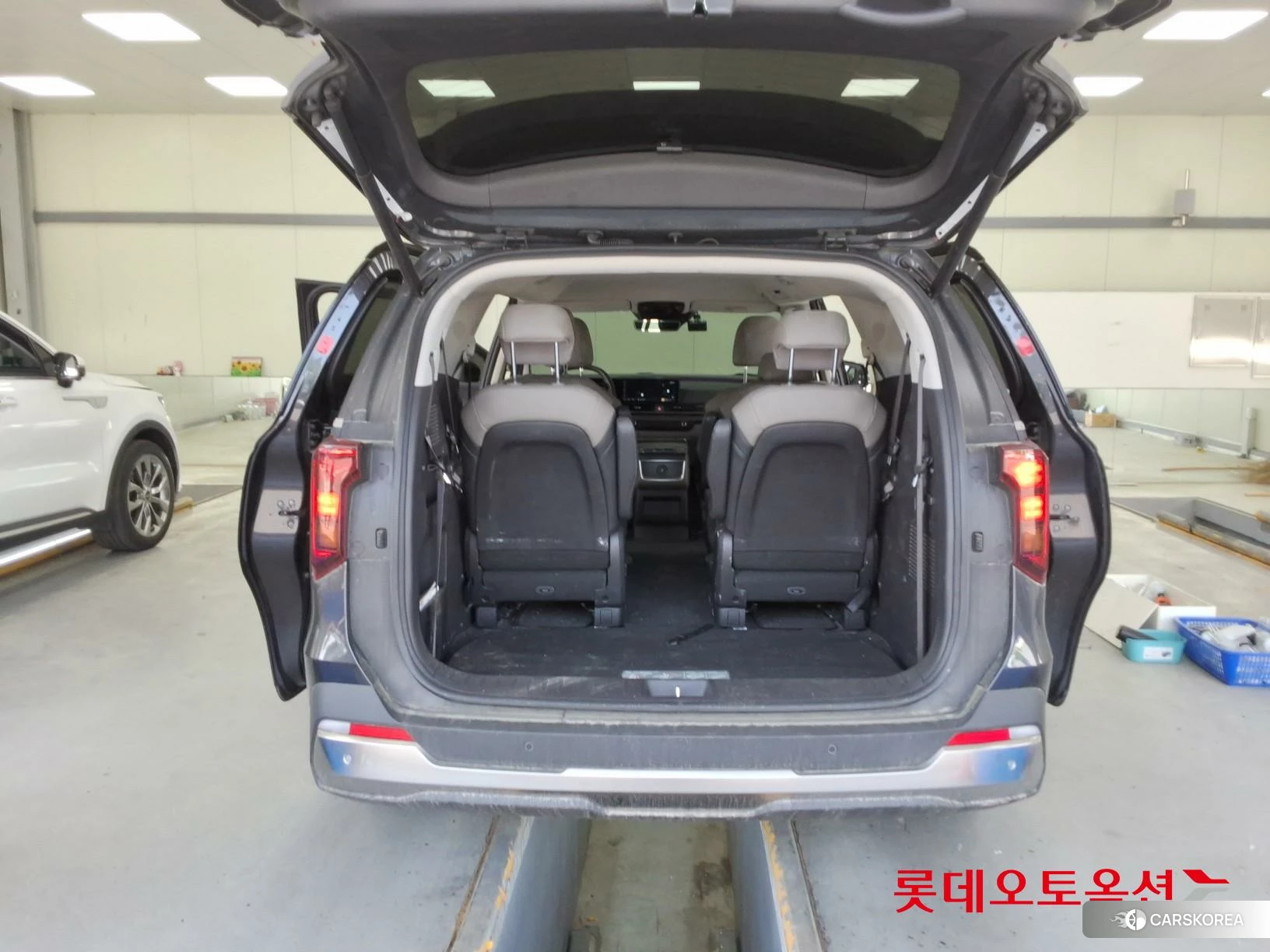 Kia Carnival Hybrid id 4289518 из Кореи 31