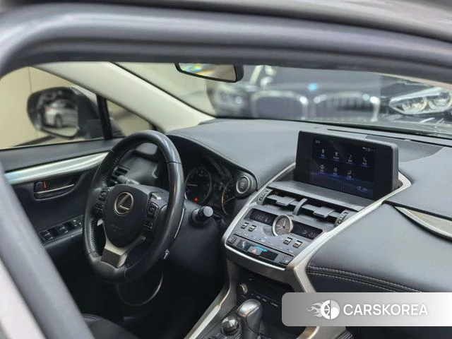 Lexus NX id 4221254 из Китая 31