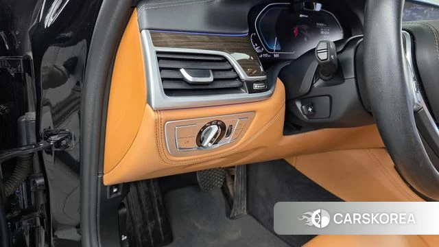 BMW 7 Series (G11) id 4657466 из Кореи 31