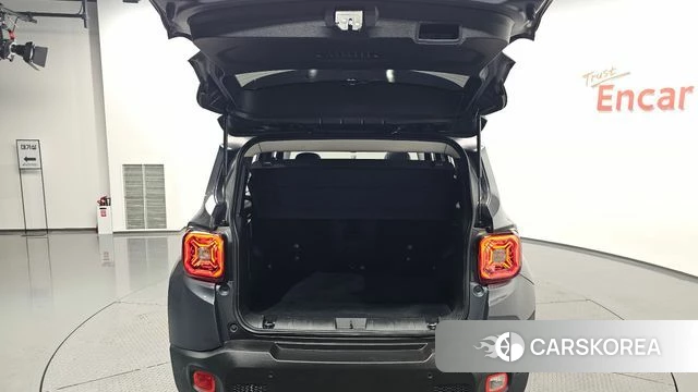 Jeep Renegade id 4725428 из Кореи 31