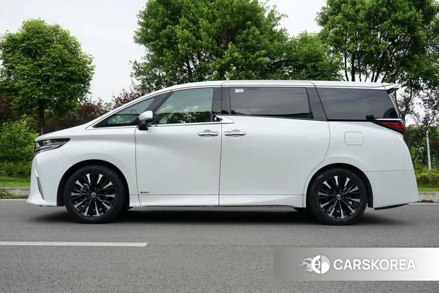 Toyota Elfa id 4313538 из Китая 31