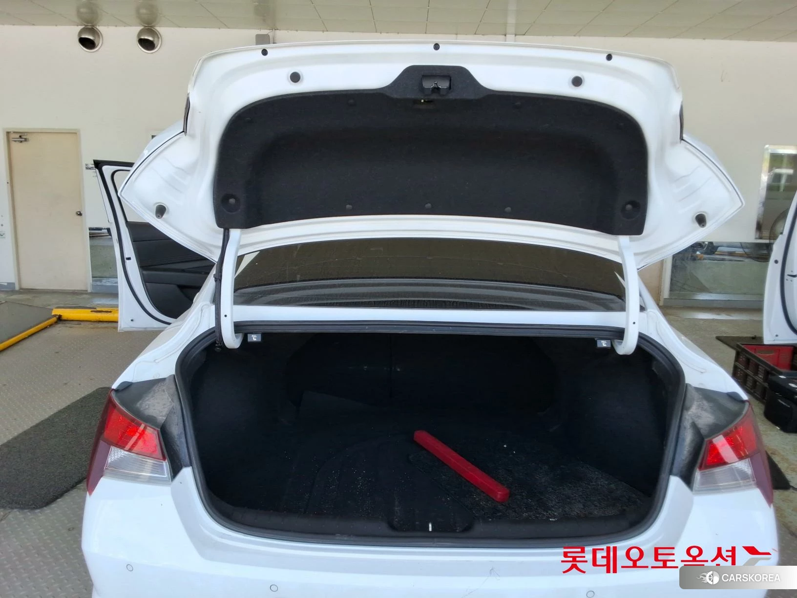 Hyundai Avante Hybrid id 4679332 из Кореи 31