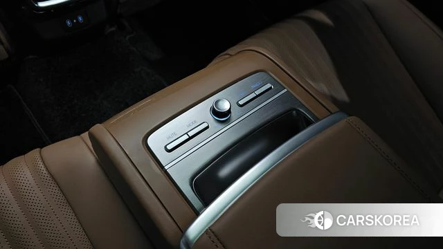 Hyundai Grandeur Hybrid (GN7) id 4879635 из Кореи 31