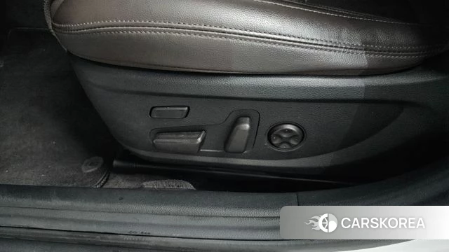 Hyundai The New Grandeur IG id 4310386 из Кореи 31