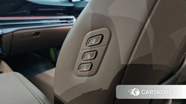 Hyundai Grandeur (GN7) id 4388412 из Кореи 31