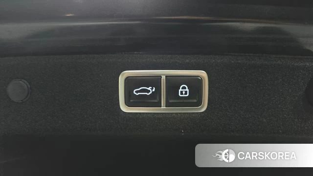 Hyundai Grandeur Hybrid (GN7) id 4640840 из Кореи 30