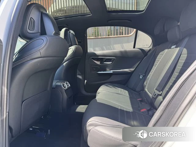 Mercedes-Benz C-class PHEV id 4297281 из Китая 31