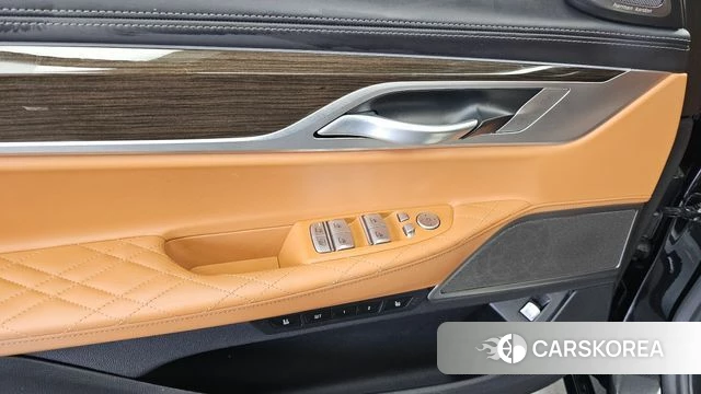 BMW 7 Series (G11) id 4683244 из Кореи 31