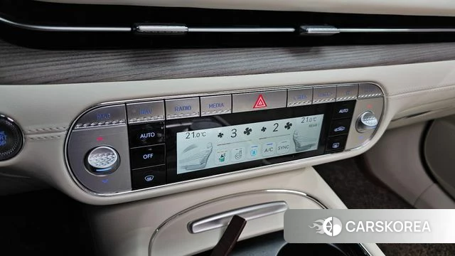 Genesis G90 (RS4) id 4541381 из Кореи 31