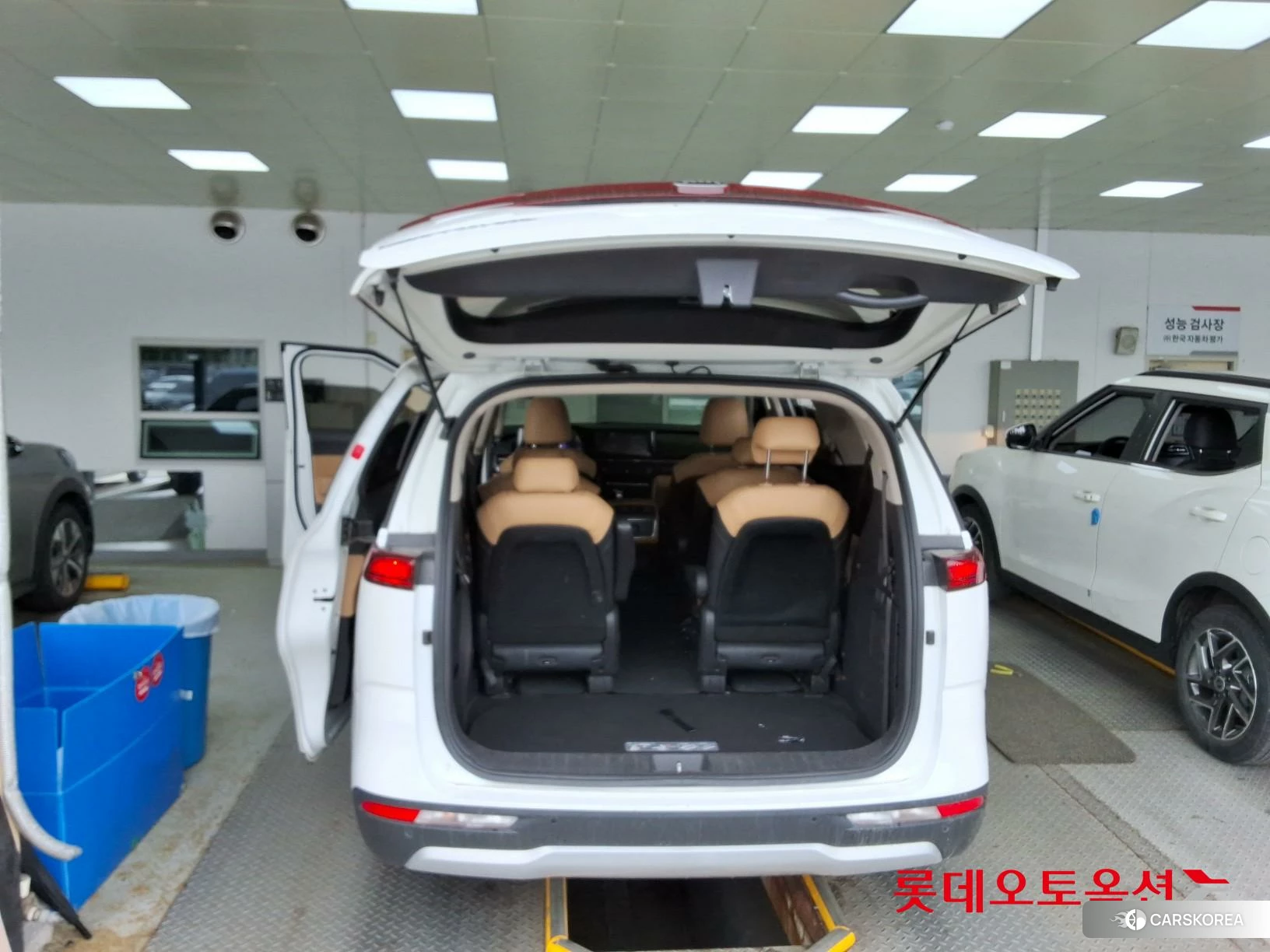 Kia Carnival id 4312642 из Кореи 31