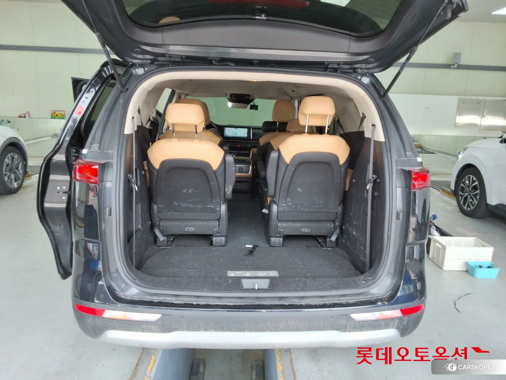 Kia Carnival id 3888413 из Кореи 31