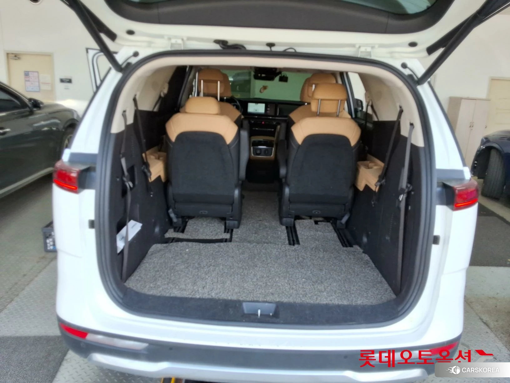 Kia Carnival id 3882096 из Кореи 31