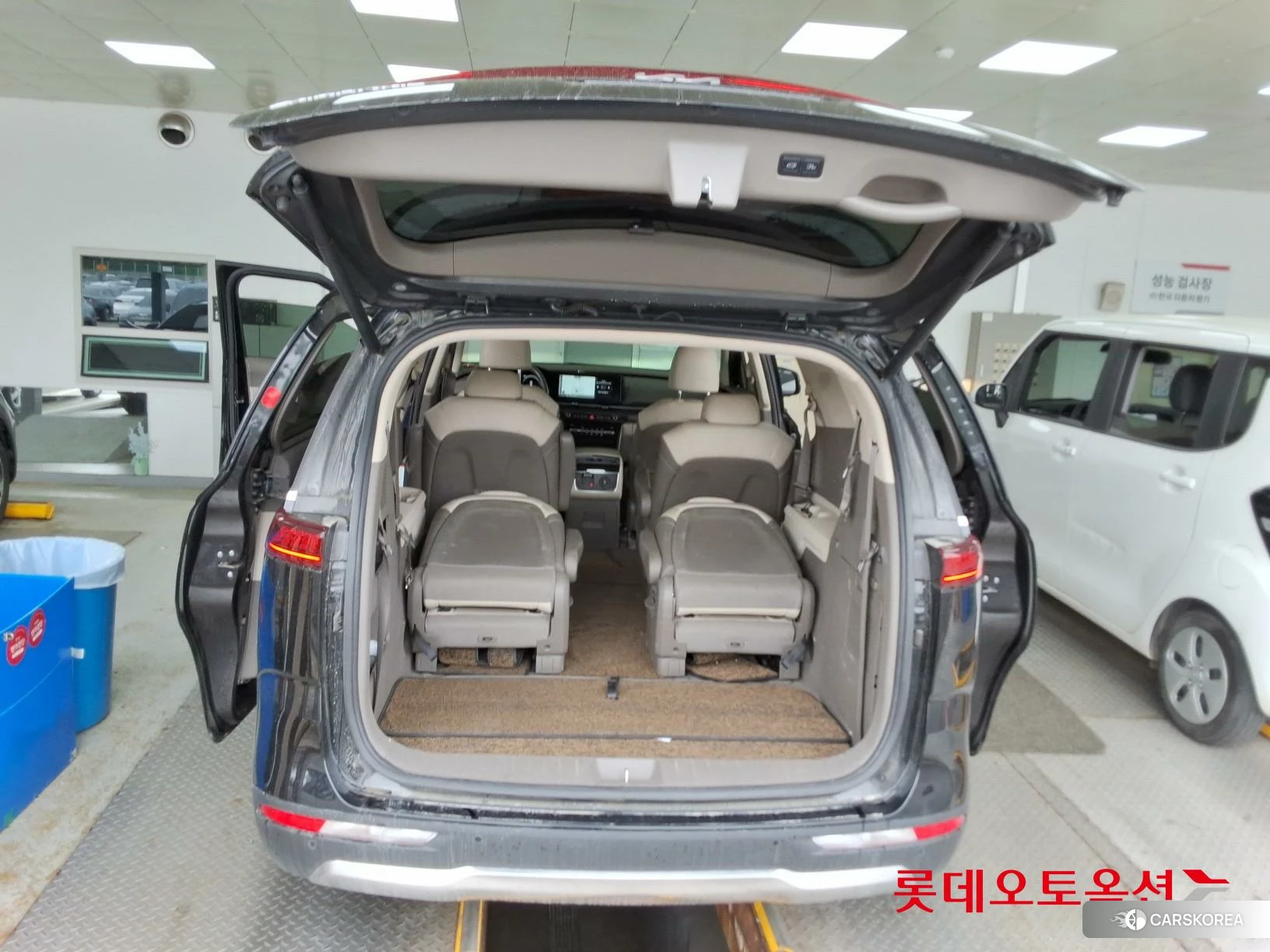 Kia Carnival id 4312633 из Кореи 31