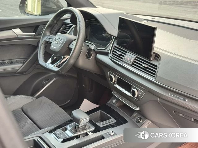 Audi Q5L Sportback id 4219299 из Китая 31