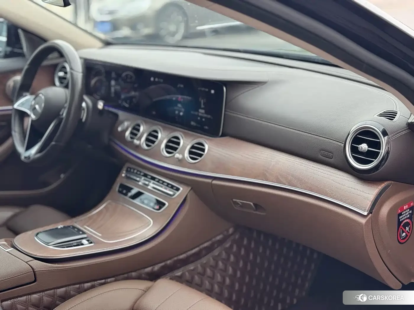 Mercedes-Benz E-Class id 4577598 из Китая 31