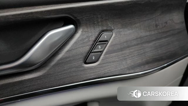 Jeep Grand Cherokee (WL) id 4186207 из Кореи 31