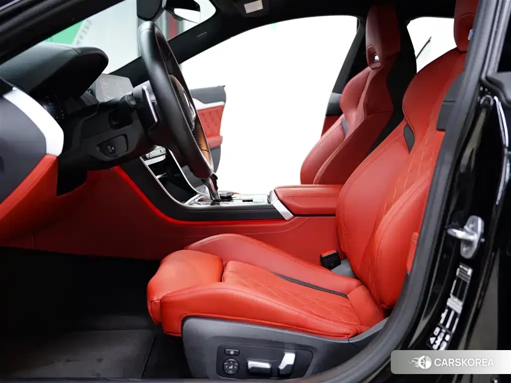 BMW M8 id 4559875 из Китая 31