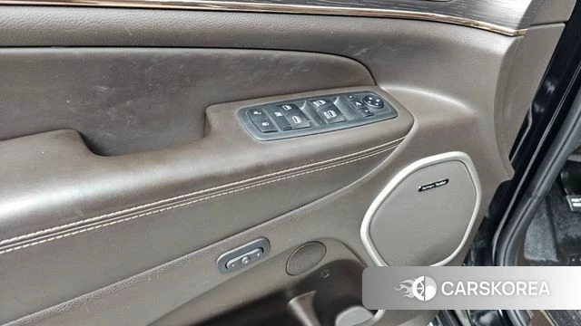 Jeep Grand Cherokee id 4447038 из Кореи 31