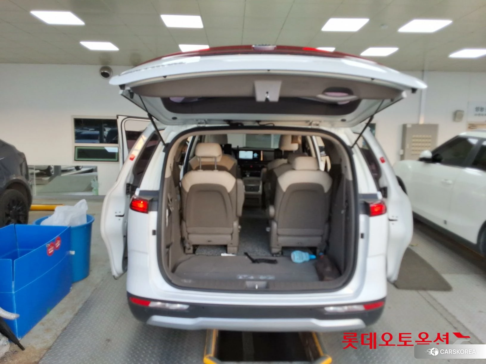 Kia Carnival id 4296903 из Кореи 31