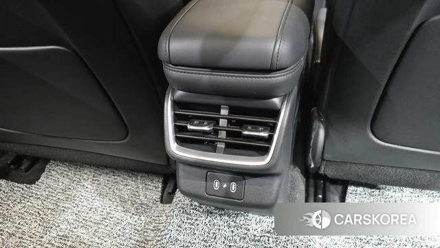 Hyundai Grandeur Hybrid (GN7) id 4720333 из Кореи 31