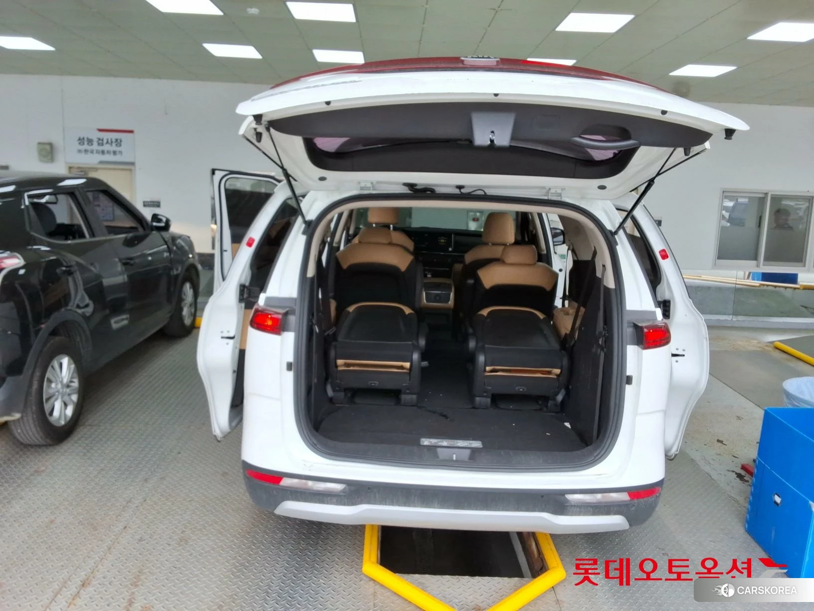 Kia Carnival id 3869430 из Кореи 31