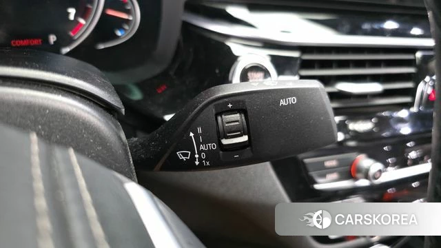 BMW 5 Series (G30) id 4742139 из Кореи 31