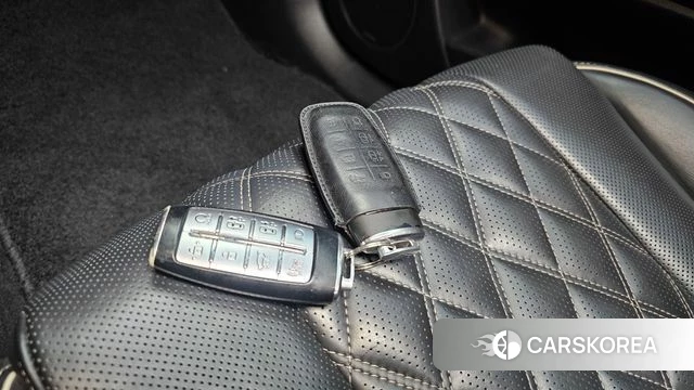 Genesis GV80 id 4750854 из Кореи 31