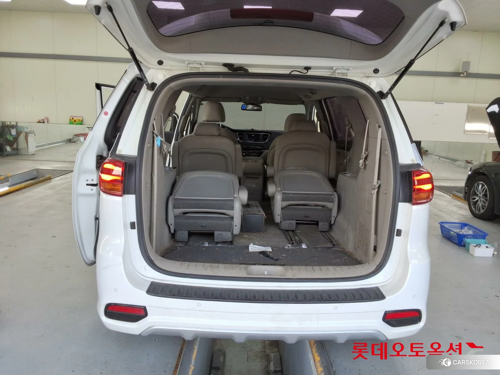 Kia Carnival id 4909240 из Кореи 31