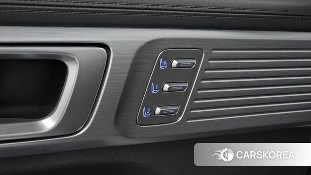 Hyundai Santa Fe (MX5) id 4427351 из Кореи 31