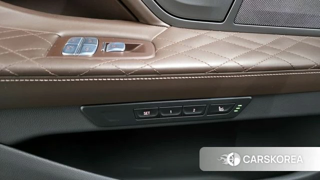 BMW 7 Series (G11) id 4316963 из Кореи 31