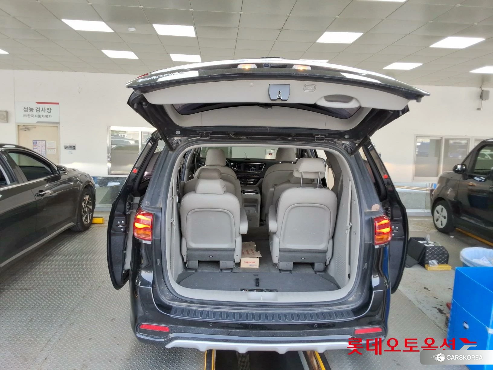 Kia Carnival id 3882130 из Кореи 31