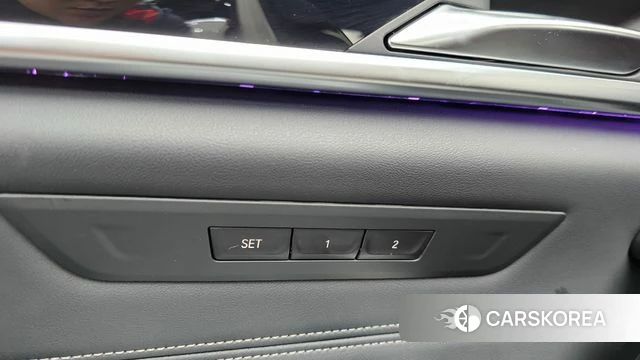 BMW 5 Series (G30) id 4283804 из Кореи 31