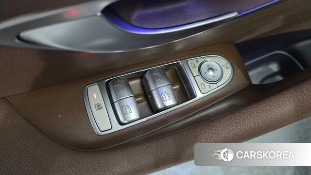 Mercedes-Benz E-Class W213 id 4785598 из Кореи 31