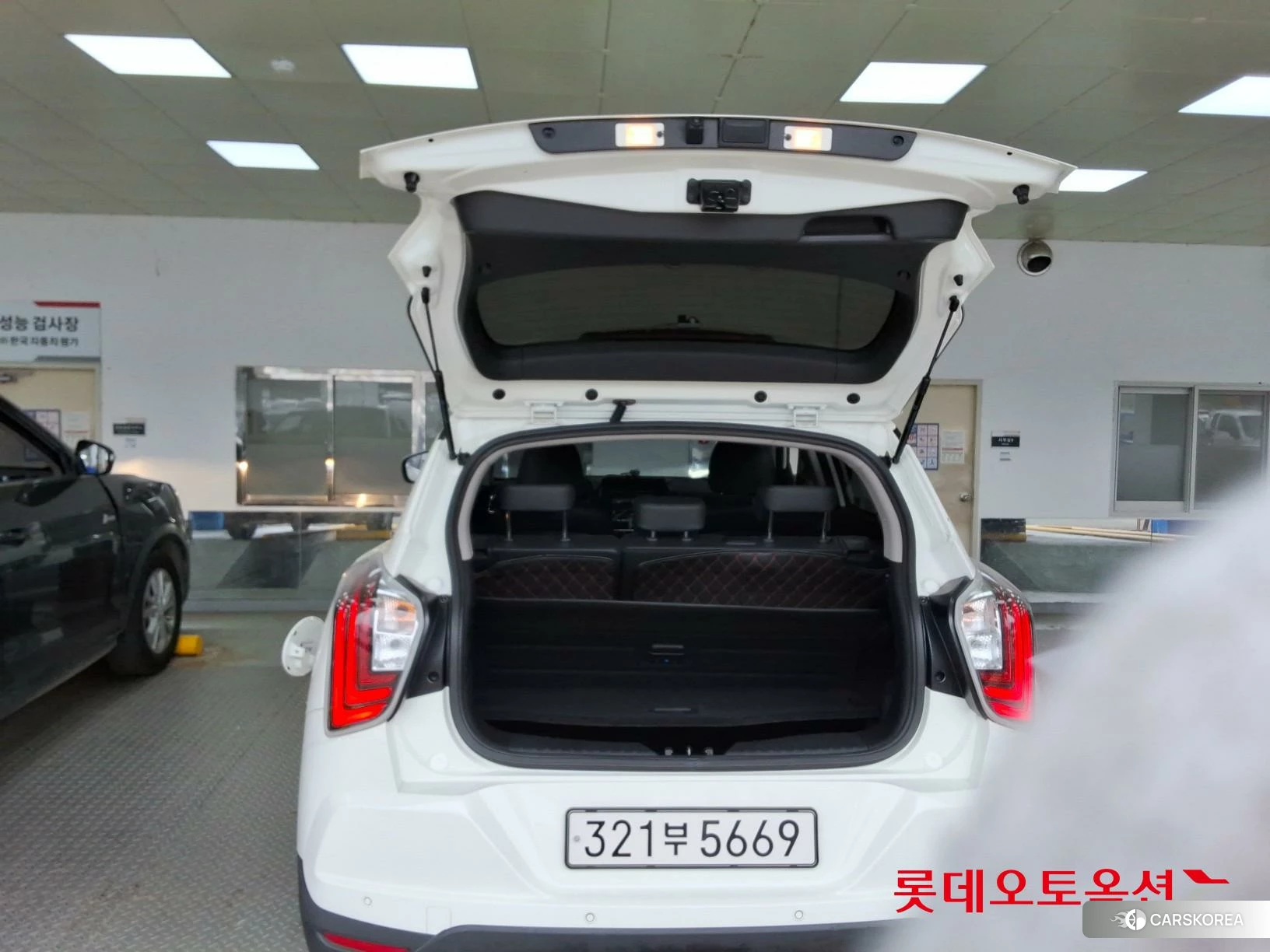 SsangYong Tivoli id 3869460 из Кореи 31