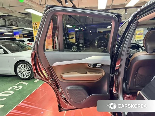 Volvo XC90 id 3939515 из Китая 31