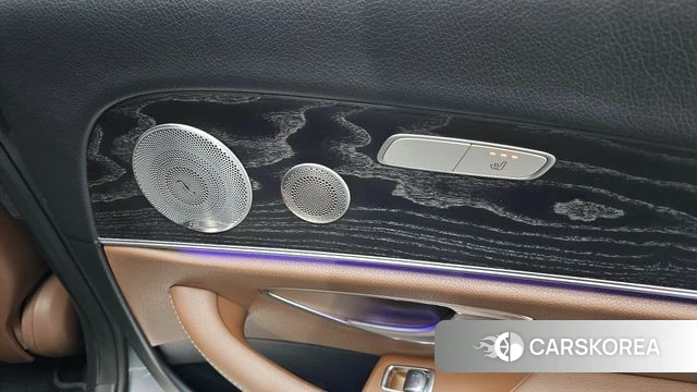 Mercedes-Benz E-Class W213 id 4536293 из Кореи 31