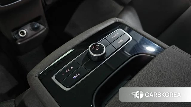 Kia Come New K7 id 4642566 из Кореи 31