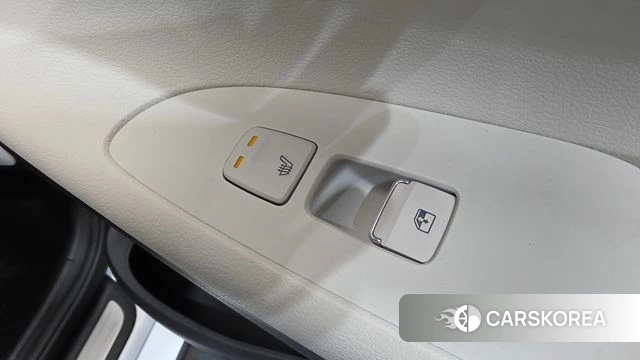 Hyundai The New Grandeur IG Hybrid id 4666224 из Кореи 31