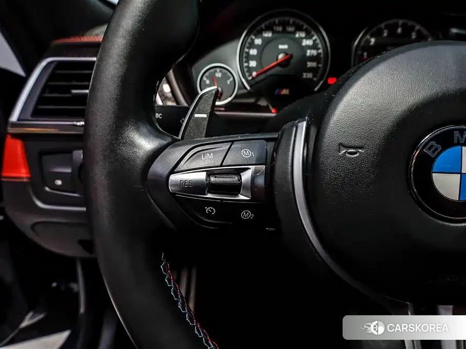 BMW M4 id 4578320 из Китая 31