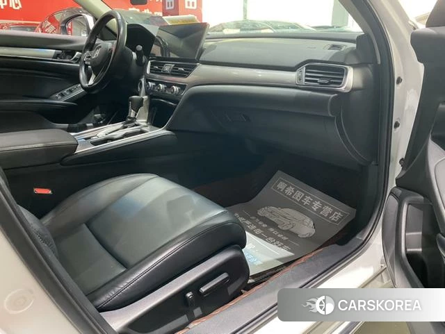 Honda Accord id 4299858 из Китая 31