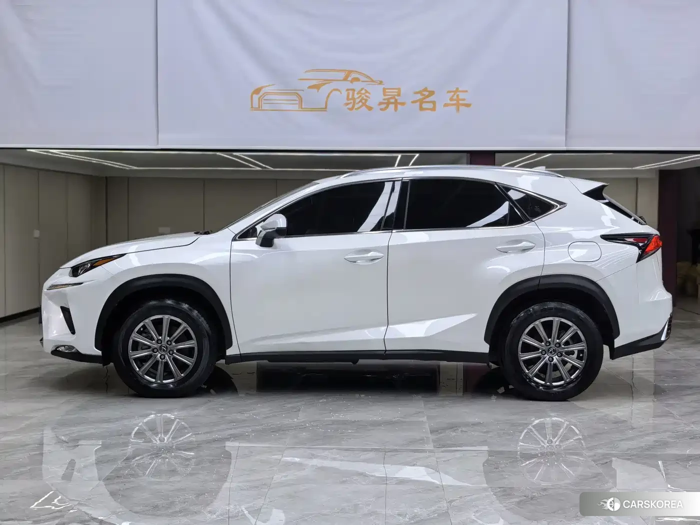 Lexus NX id 4622644 из Китая 32