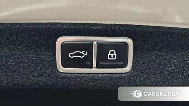 Hyundai Grandeur (GN7) id 4898708 из Кореи 31