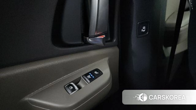 Kia The New Carnival 4th Generation id 4201091 из Кореи 31