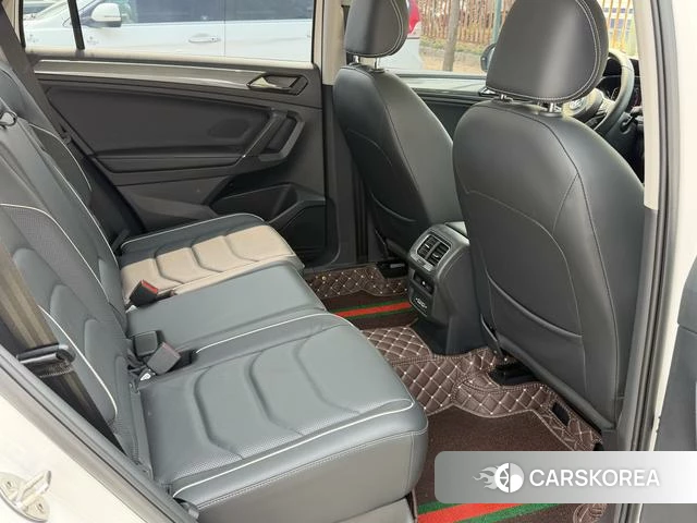 Volkswagen Tiguan L id 4258446 из Китая 31