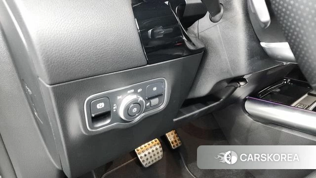 Mercedes-Benz EQA H243 id 4308644 из Кореи 31