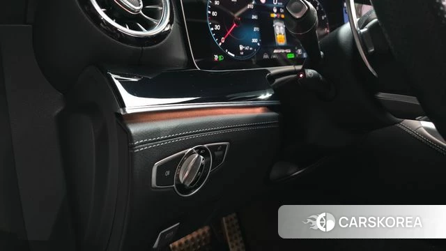 Mercedes-Benz AMG GT id 4303683 из Кореи 31
