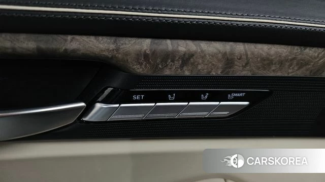 Genesis G90 id 4356430 из Кореи 32